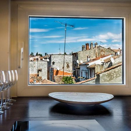 Apartment Festina Lente 로비니 외부 사진